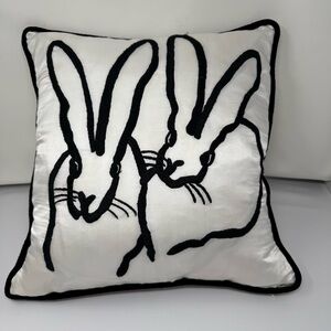 HUNT SLONEM
Hand-Embroidered Silk 2 Bunny Pillow and